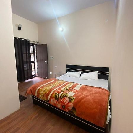 Chirag Homestay Kainchi Nainital Exterior foto
