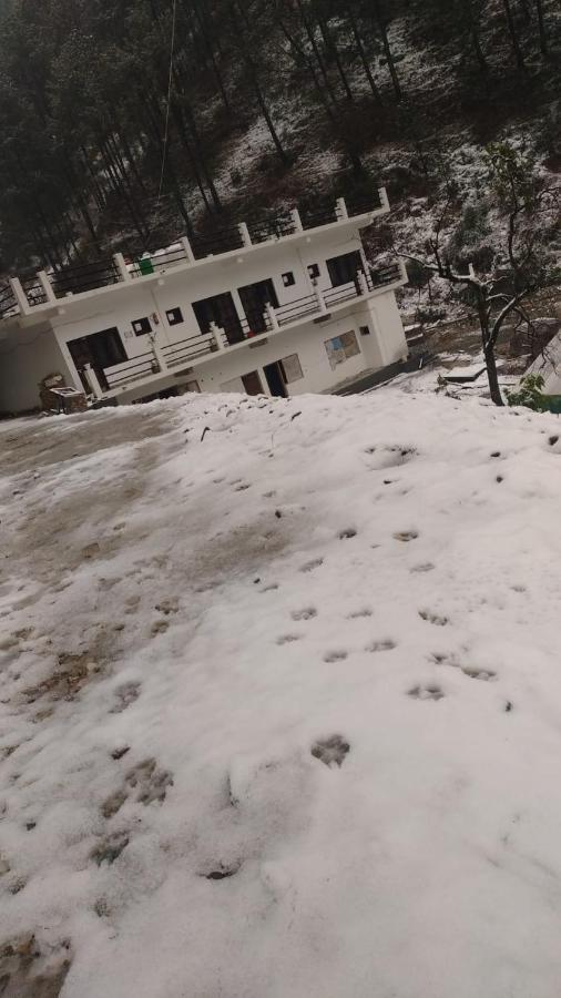 Chirag Homestay Kainchi Nainital Exterior foto